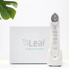 Load image into Gallery viewer, Leaf Fusion Plasma Device with serums
