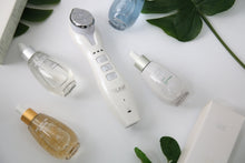 Load image into Gallery viewer, Leaf Fusion Plasma Device with serums
